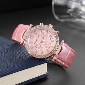 Fashionable Women Watch For Attractive Look